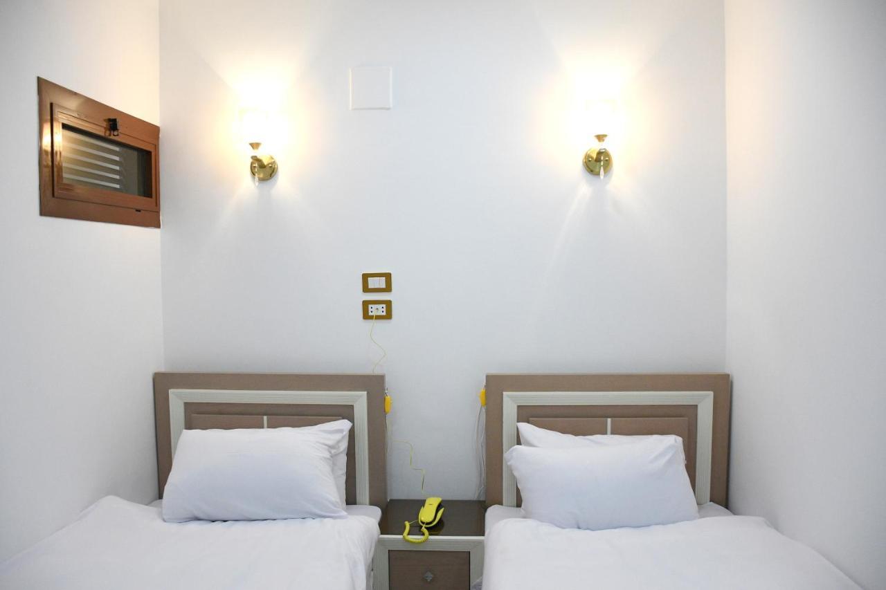 Grand Cairo Hotel ภายนอก รูปภาพ